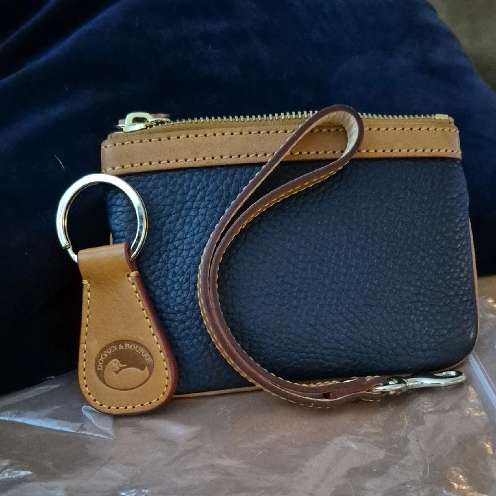 Dooney & Bourke Navy Blue & Tan Leather Coin Pouch/SM Wrislet & Key Ring EUC - Picture 3 of 7